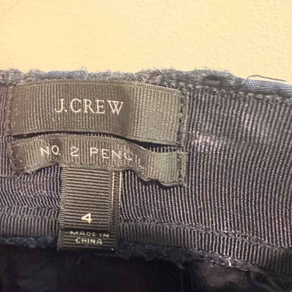 J. Crew No. 2 pencil skirt in pinwheel eyelet, Navy women’s size 4
